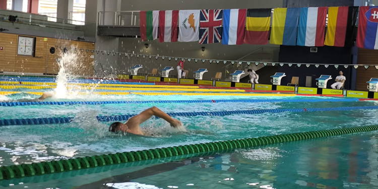 Schwimmen: Lux Masters Open