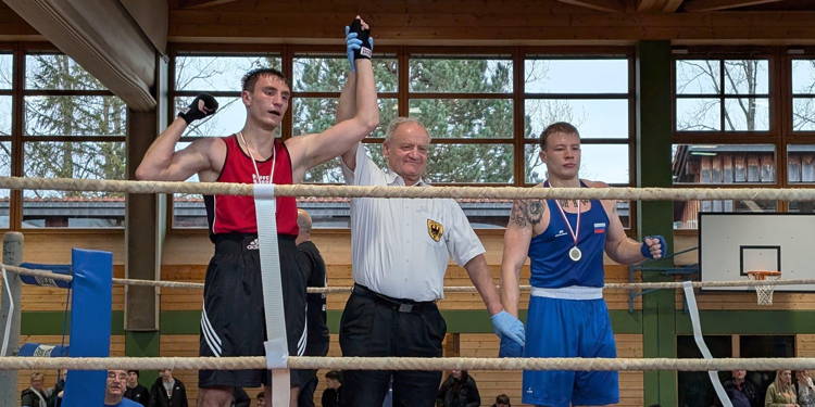 Boxen - Vincent Sperr schlägt Bayern-Champion