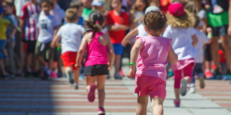 Sommerlauf des TV Edingen - Kindersportschule läuft mit!