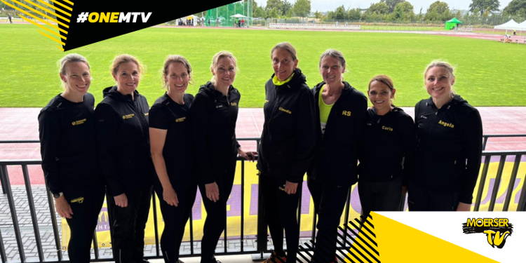 Neongelb auffällig durch ihre Vereinstrikots und ihre Leistungen 