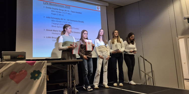 Nachwuchsathlet*innen bei Regionsjugendversammlung geehrt