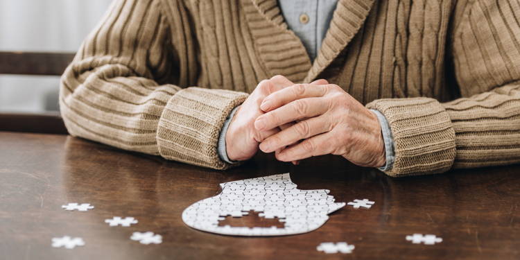 Sport für Menschen mit Demenz und ihre Begleiter